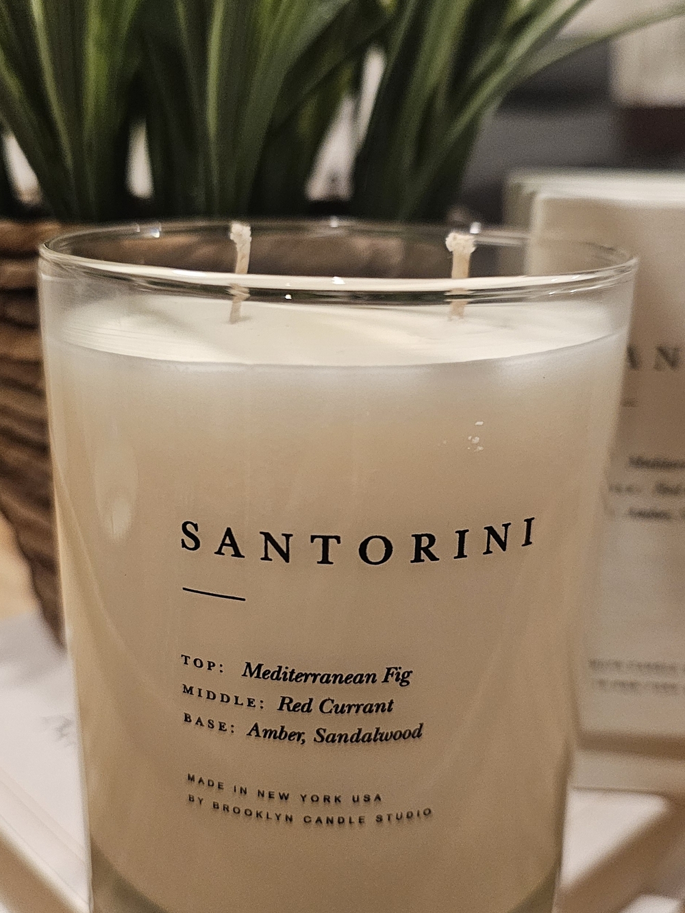 Brooklyn Candle Studio Santorini Classic 2 Wick Soy Candle Free Gift Wrap New - Picture 2 of 3